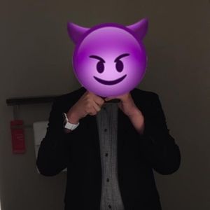 Meet your Posher, Fidelmar